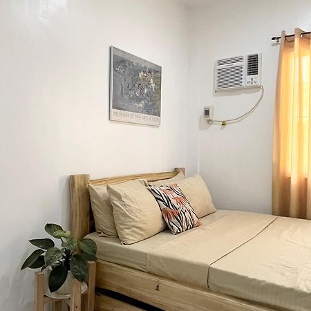 Sunnydale Apartelle -Room Accommodation Near Calatagan Beach Resorts Batangas Exterior photo